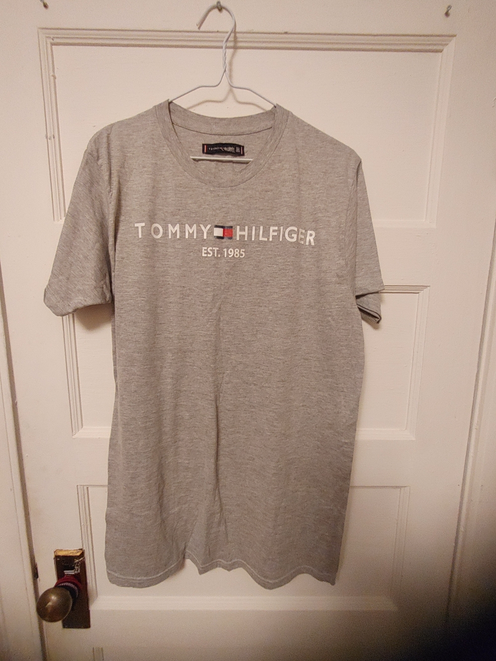 Tommy Hilfiger Gray Logo Graphic Tee